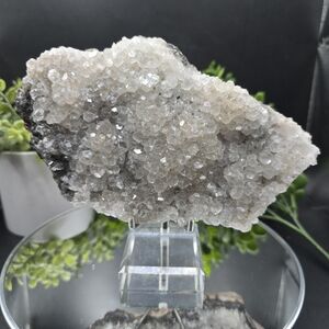 Calcite W Hematite Inclusions